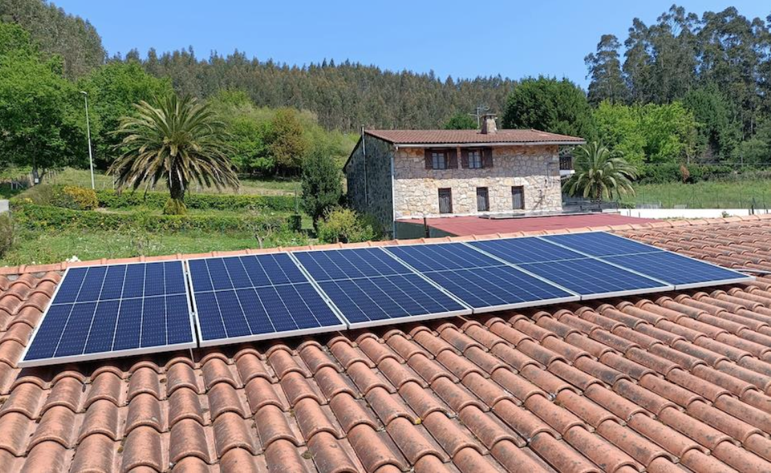 Instalación de placas y paneles solares para casas y empresas Sercoin.